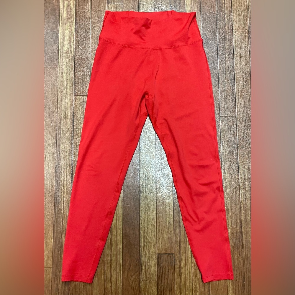 💕BuffBunny Amor Legging in the color Salsa Red - Picture 7 of 16